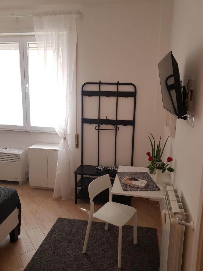 Edomus Roma Hotel Buitenkant foto