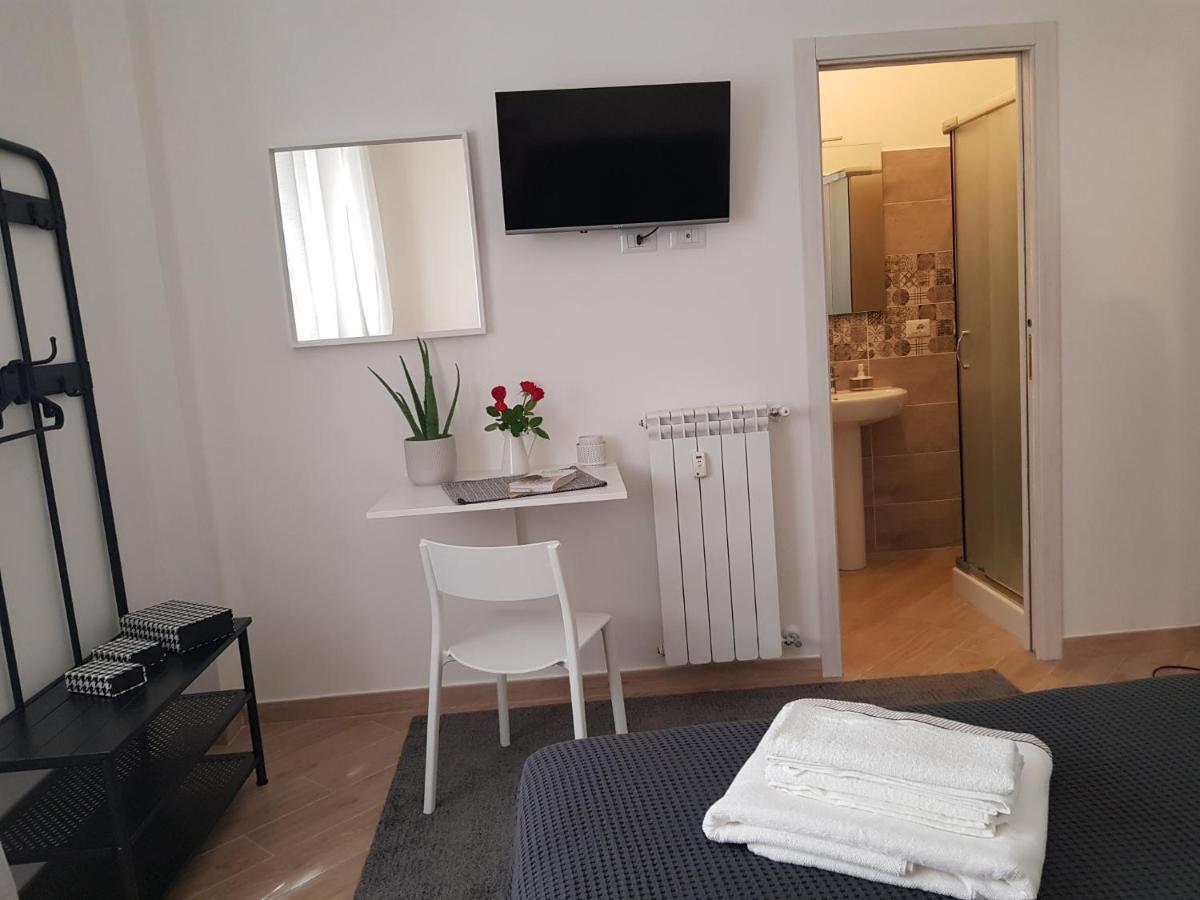 Edomus Roma Hotel Buitenkant foto